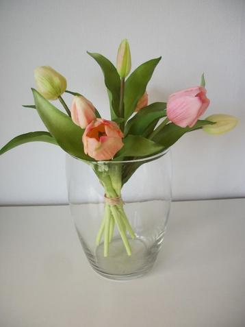Vaas met Kunstbloemen Tulpen Rose - 34 cm hoog - zgan  beschikbaar voor biedingen