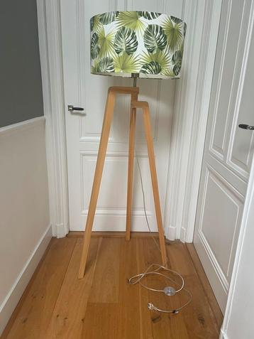 QAZQA puros moderne tripod driepoot vloerlamp beschikbaar voor biedingen