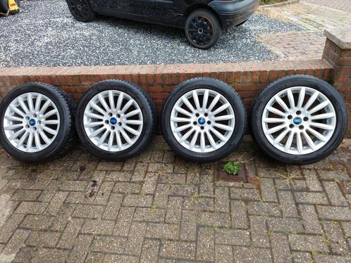 Ford  winterbanden met alu velgen, Auto-onderdelen, Banden en Velgen, Winterbanden, 17 inch, 215 mm, Ophalen