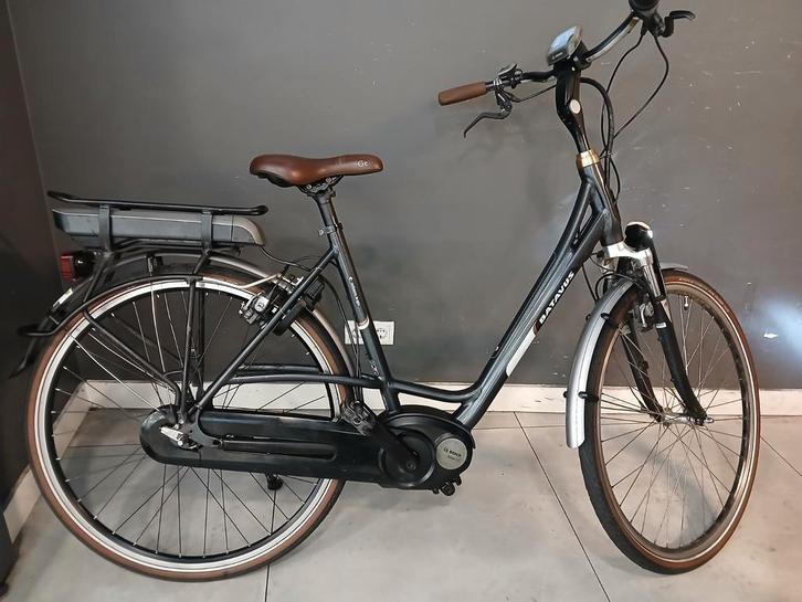 Batavus Milano Bosch middenmotor dames e-bike, Fietsen en Brommers, Fietsen | Dames | Damesfietsen, Zo goed als nieuw, Batavus