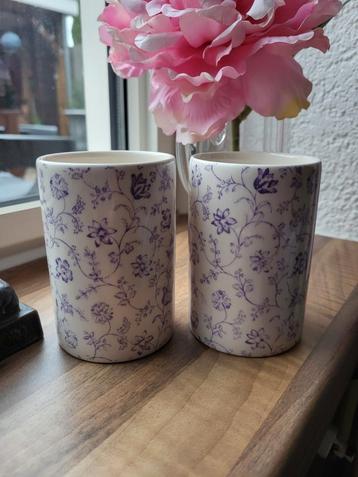 Crabtree & Evelyn bekers Lila van Mason's Londen beschikbaar voor biedingen