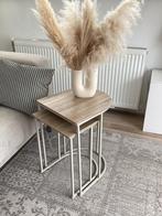 Set bijzettafeltjes, Ophalen, Rond