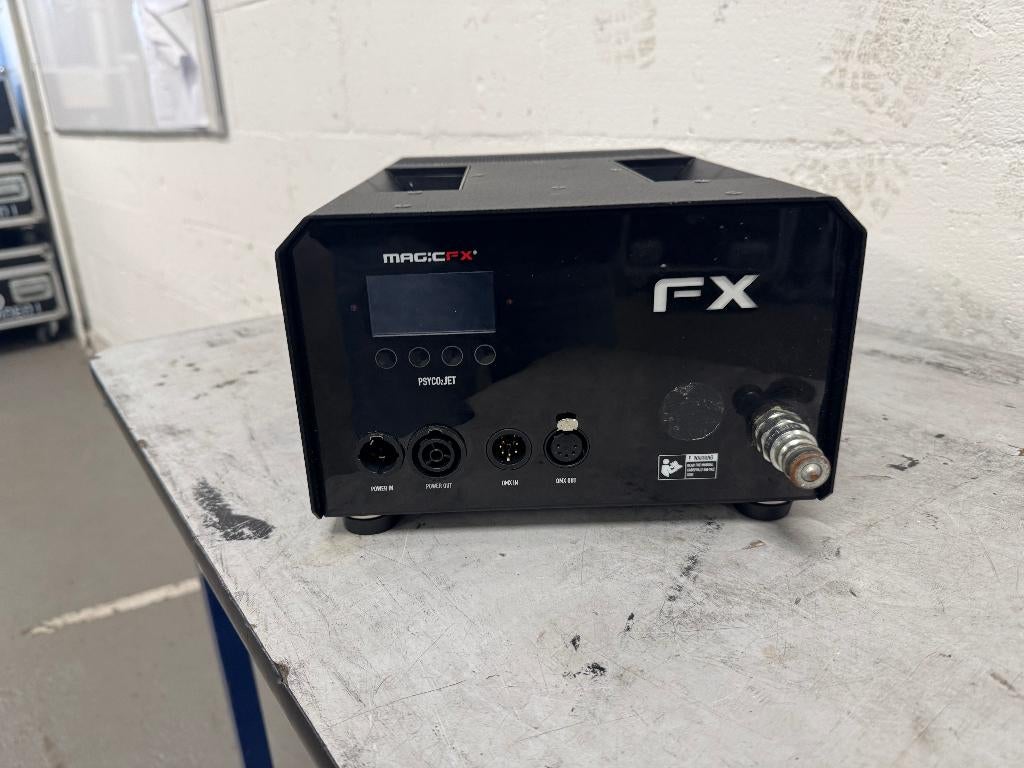 4 x Magic FX PSYCO2JET DMX bestuurbare co2 jet, Muziek en Instrumenten, Ophalen, Zo goed als nieuw, Overige typen