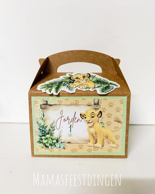 Trakatatie box groot Simba gepersonaliseerd, Hobby en Vrije tijd, Feestartikelen, Zo goed als nieuw, Ophalen of Verzenden