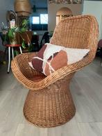 Rieten stoel fauteuil, Huis en Inrichting, Fauteuils, Ophalen, 75 tot 100 cm, 50 tot 75 cm