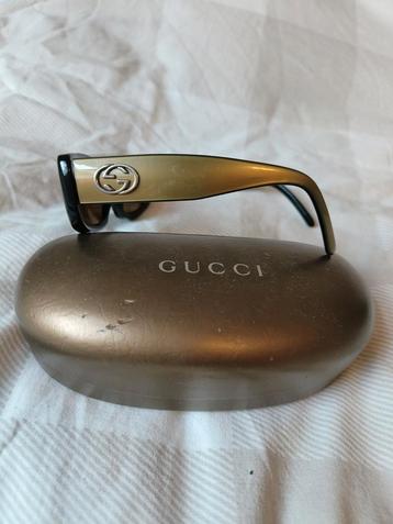 Gucci vintage sunglasses beschikbaar voor biedingen