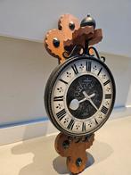 Vintage Junghans Smeedijzeren wandklok 369/0048, Huis en Inrichting, Woonaccessoires | Klokken, Ophalen of Verzenden, Zo goed als nieuw