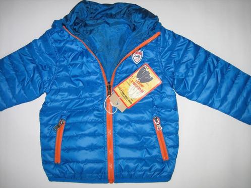 Vingino nieuw leuke jas 2 kanten draagbaar (IR) 98, Kinderen en Baby's, Kinderkleding | Maat 98, Nieuw, Jongen, Jas, Ophalen of Verzenden