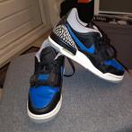 Jordan
AIR LEGACY 312 LOW
Maat 36, Ophalen, Zo goed als nieuw, Jongen of Meisje, Schoenen