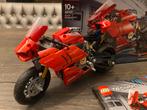 Lego Technic Ducati Panigale V4 R (42107), Ophalen of Verzenden, Zo goed als nieuw, Complete set, Lego