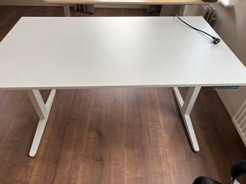 Logistic balance zit-sta bureau elektrisch verstelbaar beschikbaar voor biedingen