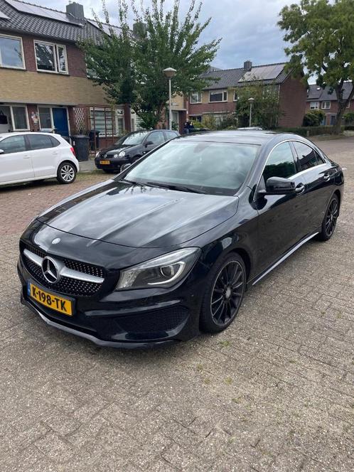 Mercedes-Benz CLA 180 122pk 2016 Zwart, Auto's, Mercedes-Benz, Particulier, CLA, Benzine, C, Sedan, Handgeschakeld, Geïmporteerd