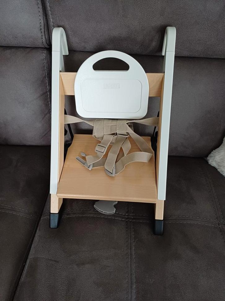 Stokke Zitverhoger - Perfect voor je kindje!, Kinderen en Baby's, Kinderstoelen, Zo goed als nieuw, Meegroeistoel, Gordel(s), Ophalen of Verzenden