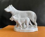 Moeder met jong. Oud beeldje biscuit porselein. Hond puppy., Antiek en Kunst, Antiek | Porselein, Ophalen of Verzenden