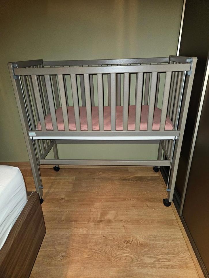 Co-sleeper & losstaande wieg - Filipijnen, Kinderen en Baby's, Babywiegjes en Ledikanten, Zo goed als nieuw, Wieg, Ophalen