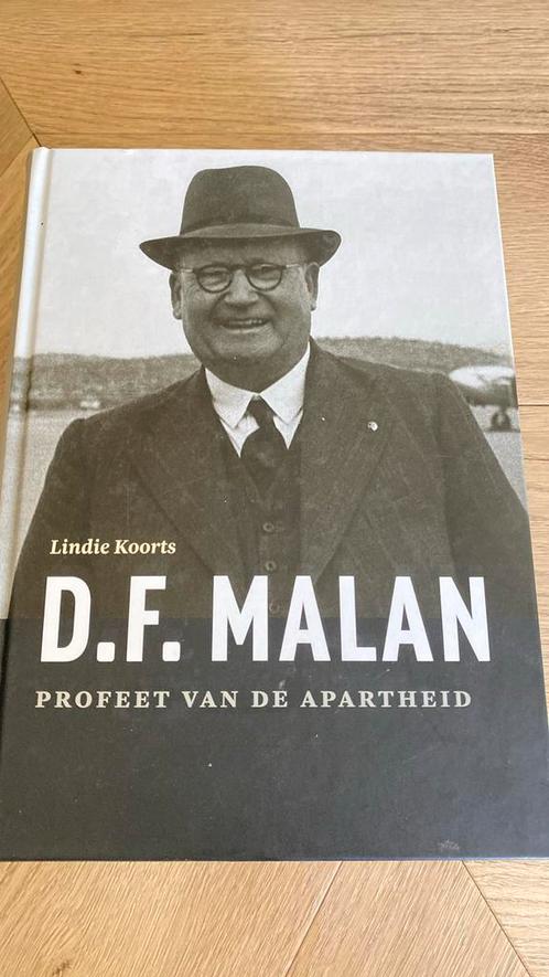 Lindie Koorts - D.F. Malan, Boeken, Biografieën, Zo goed als nieuw, Ophalen