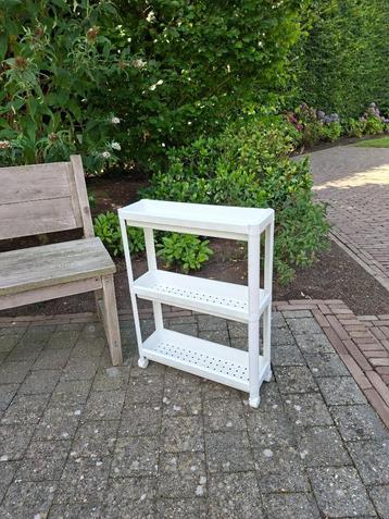 keukentrolley op wieltjes beschikbaar voor biedingen