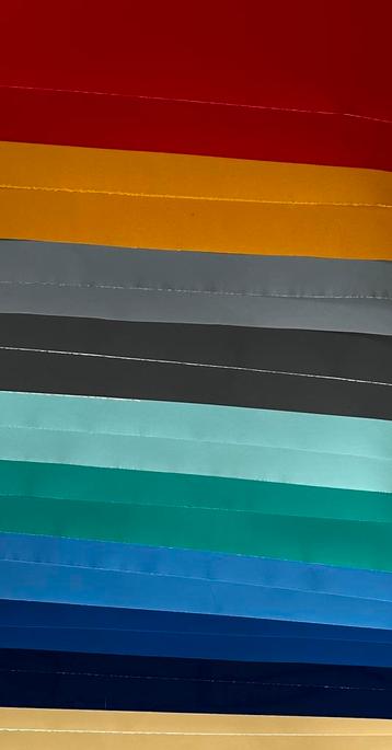 22 stuks vinyl folie voor Cricut ( grote vellen) beschikbaar voor biedingen