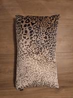 Sierkussen panterprint, Huis en Inrichting, Woonaccessoires | Kussens, Ophalen of Verzenden, Zo goed als nieuw, Vierkant