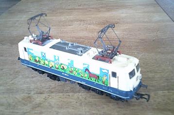 Marklin HO E-locomotief beige/türkis met prints beschikbaar voor biedingen
