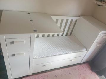 3 in 1 baby/kinderbed beschikbaar voor biedingen