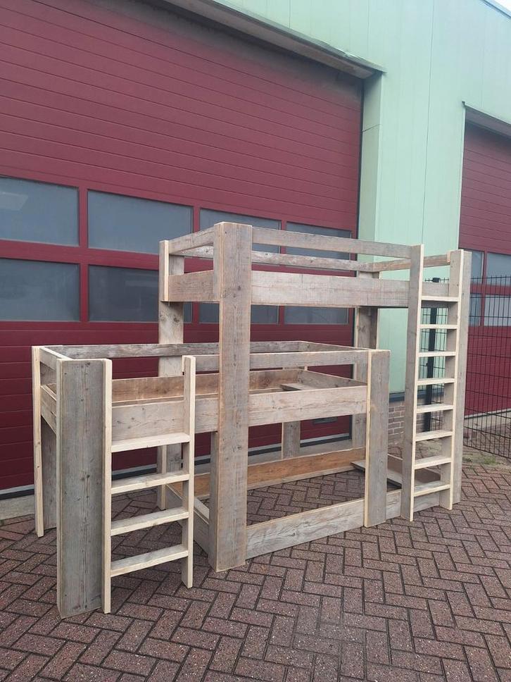 3-persoons Uitschuif Stapelbed van steigerhout, Huis en Inrichting, Slaapkamer | Stapelbedden en Hoogslapers, Nieuw, Stapelbed