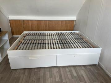 BRIMNES ikea bed wit 2-persoons 140x200