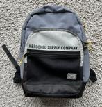 Stevige grijs/zwarte Herschel rugzak / schooltas, Ophalen of Verzenden, Gebruikt, 25 tot 40 cm