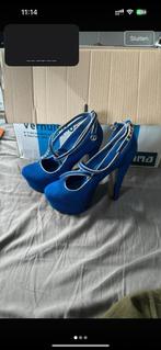 blauwe hakken maat 39,5, Blauw, Ophalen of Verzenden, Zo goed als nieuw, Schoenen met hoge hakken