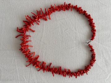 vintage: bloedkoralen ketting beschikbaar voor biedingen