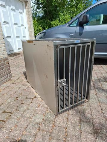 Auto hondenbench incl. Spanband  RVS beschikbaar voor biedingen