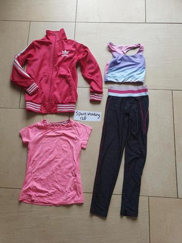 Sport kleding Maat 128 beschikbaar voor biedingen