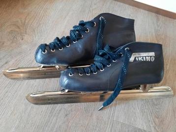 Viking schaatsen: lage noren maat 38