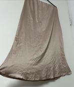 Beige Satijnen Rok - Maat XL, Kleding | Dames, Rokken, Ophalen of Verzenden, Zo goed als nieuw, Beige