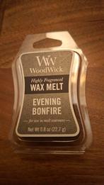 WoodWick Wax Melt - Evening Bonfire, Overige materialen, Grijs, Nieuw, Ophalen of Verzenden