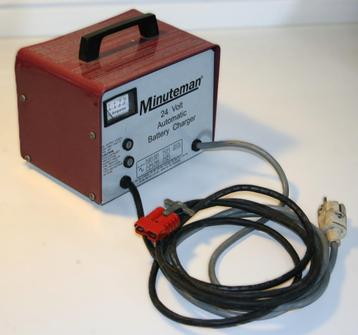  Minuteman 24V automatische acculader vanaf € 60 beschikbaar voor biedingen