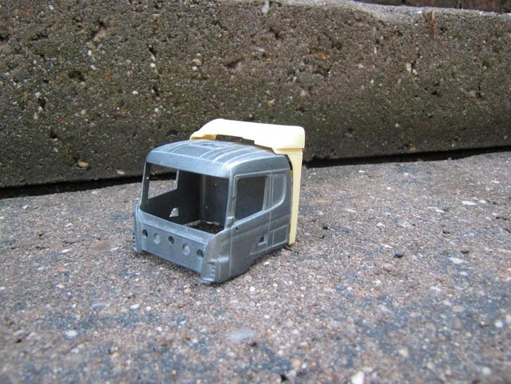 Originele Tekno Scania R serie bakwagen spoilersets., Hobby en Vrije tijd, Modelauto's | 1:50, Zo goed als nieuw, Bus of Vrachtwagen