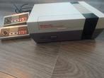 Nintendo Nes, Spelcomputers en Games, Ophalen, Gebruikt, Met 2 controllers, Met games