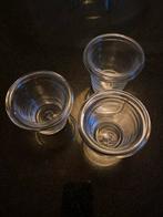 3 Glazen waxinelichthouders, Ophalen of Verzenden, Zo goed als nieuw, Wit, Glas