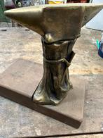 Aambeeld brons gegoten, Ophalen, Brons