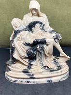 Beeldje Pieta van A. Gianetti (181022), Verzamelen, Beelden en Beeldjes, Ophalen of Verzenden