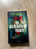 Helen Fields, Ophalen of Verzenden, Zo goed als nieuw