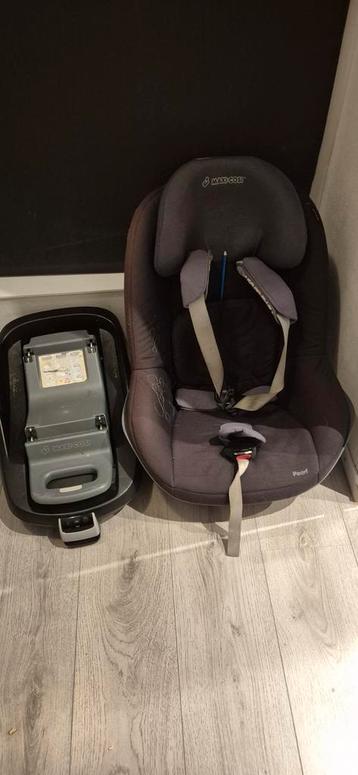 Maxi Cosi Pearl + FamilyFix Base beschikbaar voor biedingen