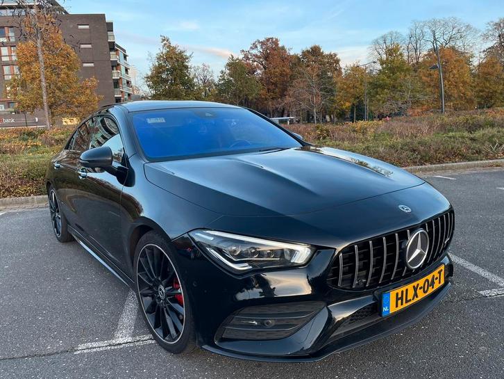 Mercedes-Benz CLA 200 d AMG PANO MEMORY 35, Auto's, Mercedes-Benz, Particulier, CLA, Diesel, Sedan, Automaat, Geïmporteerd, Zwart