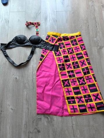 Trish cosplay (S) jjba pt5 beschikbaar voor biedingen