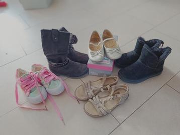 Meisjesschoenen maat 28 beschikbaar voor biedingen