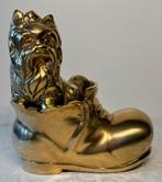 Hond messing in laars ., Ophalen of Verzenden, Zo goed als nieuw, Dier