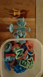 Bakvormen en kaarsenstandaard en Princess voor op de taart, Ophalen of Verzenden, Zo goed als nieuw, Taarten of Cupcakes, Versiering