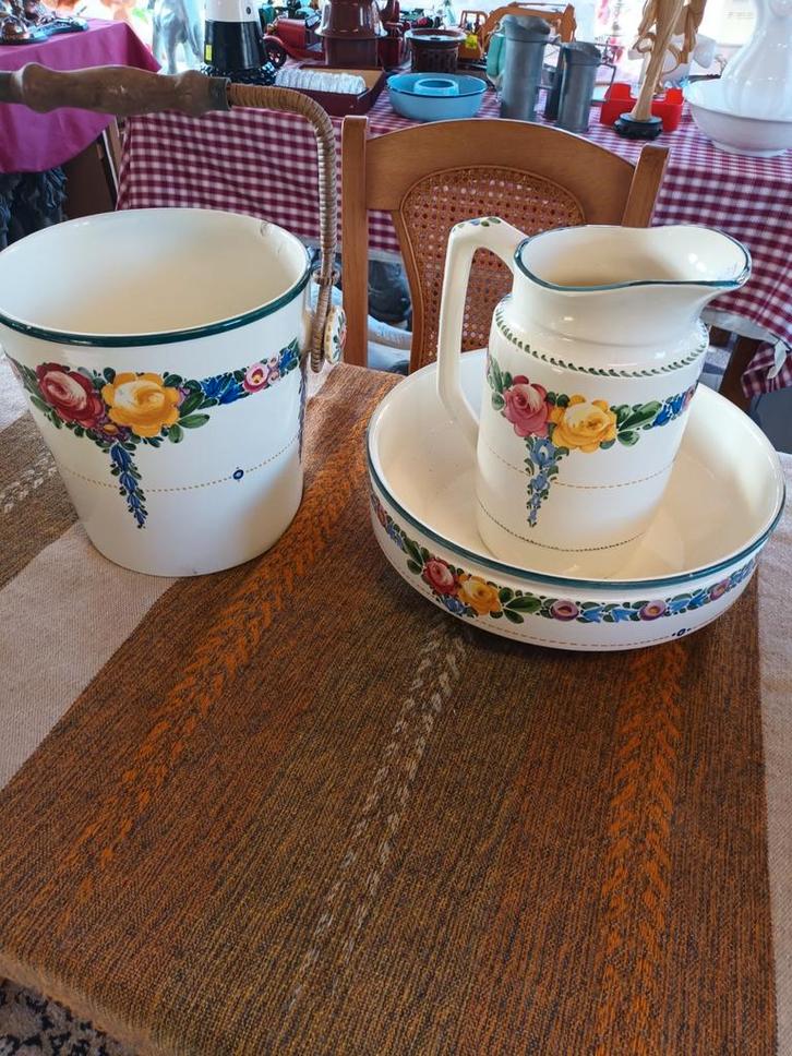 Oud lampetstel en grote emmer, Antiek en Kunst, Antiek | Servies los, Ophalen