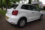 Volkswagen Polo 1.0 Comfortline Edition Airco (bj 2016), Stof, Gebruikt, Wit, Bedrijf